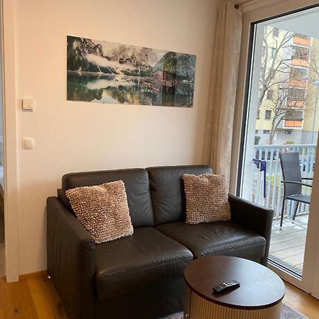 Modern Apartment With Balcony Near City Center Wenen Buitenkant foto