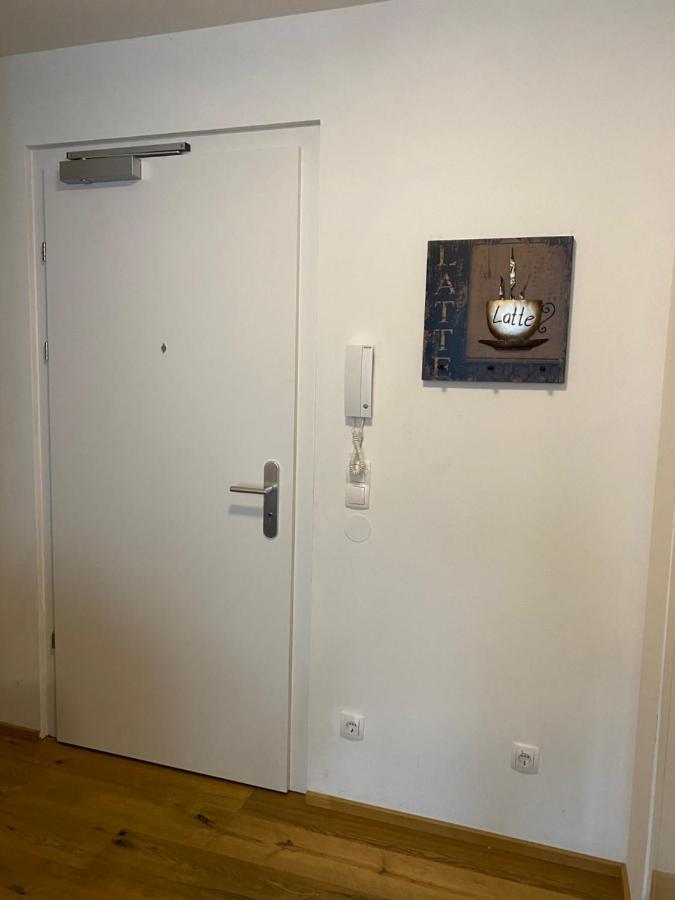Modern Apartment With Balcony Near City Center Wenen Buitenkant foto
